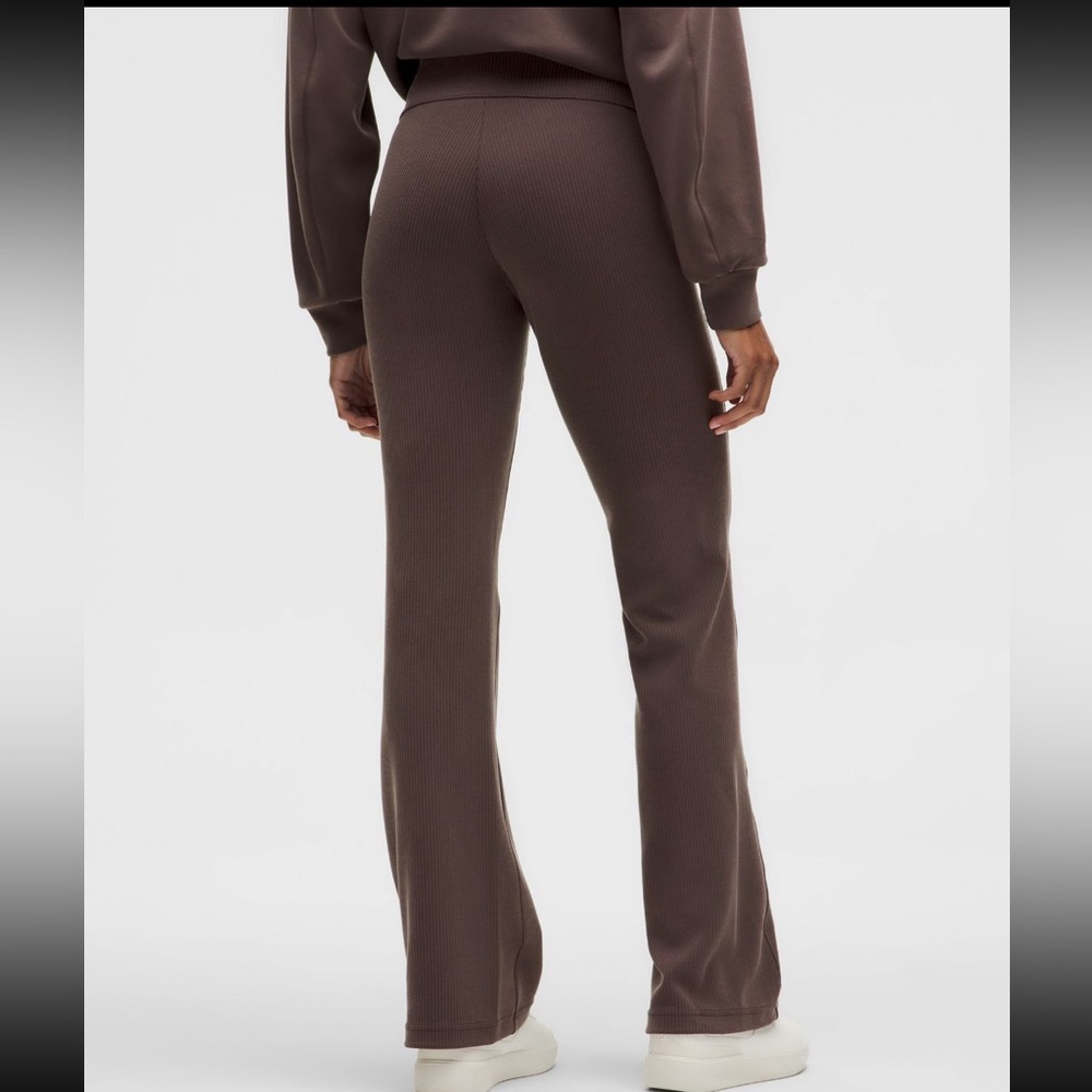Lululemon Ribbed Softstreme Pant Espresso Size 14 Like New 29” Inseam